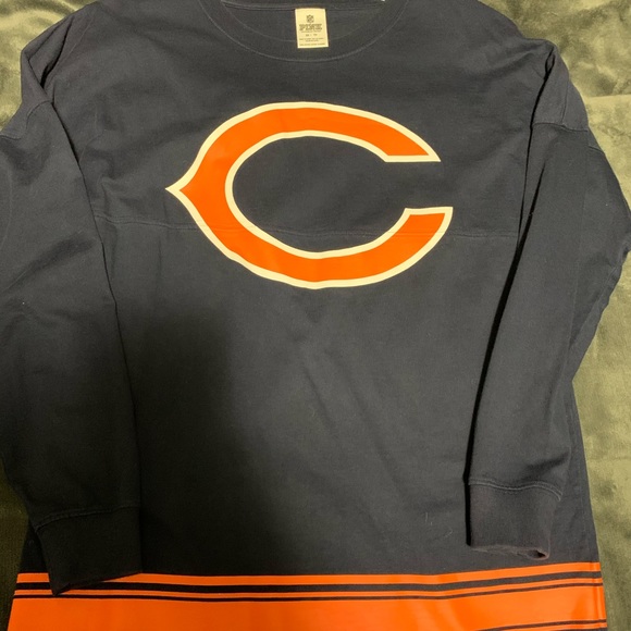 Victoria’s Secret Pink Chicago bears boyfriend tee - Picture 2 of 4